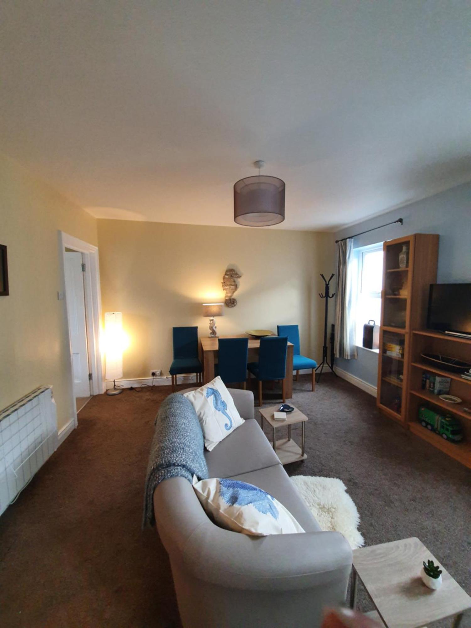Main Street House Apartman Portrush Szoba fotó